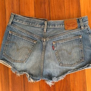 Levi’s shorts